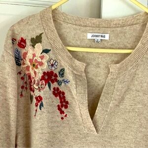 Vintage Johnny Was Cashmere V Neck Sweater Embroidered size M